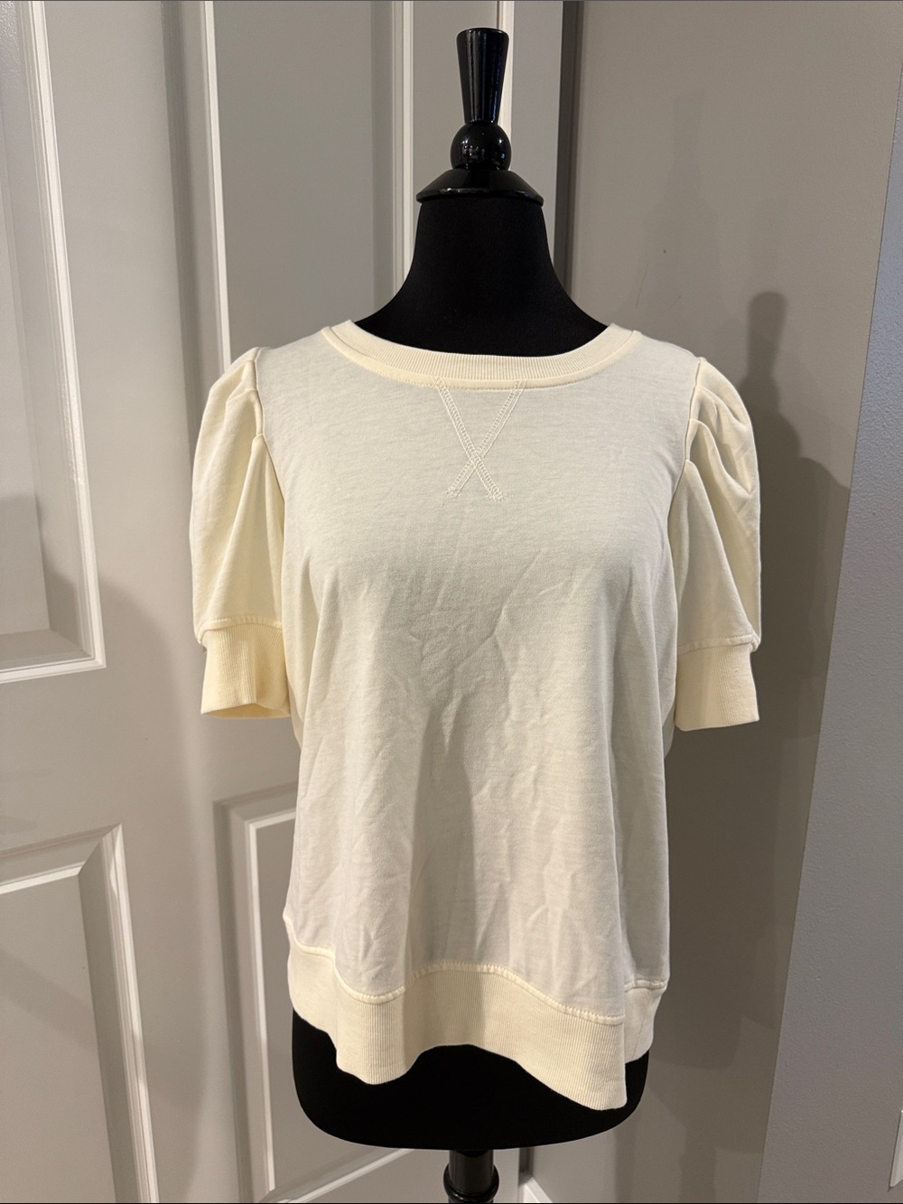 Jane and Delancey Cream Short Puff Sleeve Sweatshirt